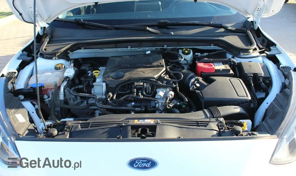 FORD Focus 1.0 EcoBoost Titanium