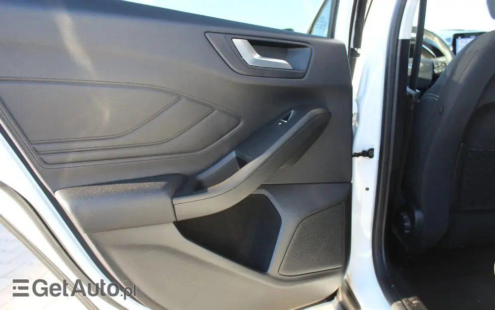 FORD Focus 1.0 EcoBoost Titanium