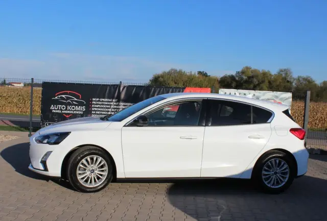 FORD Focus 1.0 EcoBoost Titanium