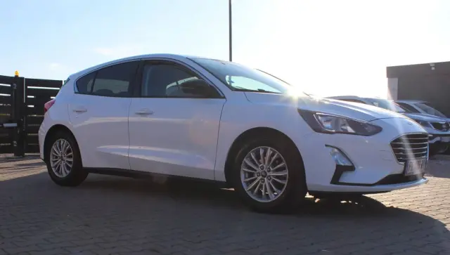 FORD Focus 1.0 EcoBoost Titanium