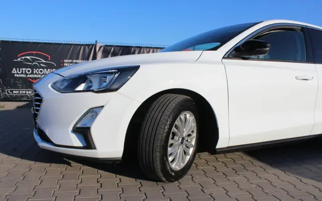FORD Focus 1.0 EcoBoost Titanium