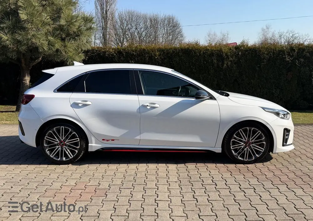 KIA Ceed 1.6 T-GDI GT-Challenge