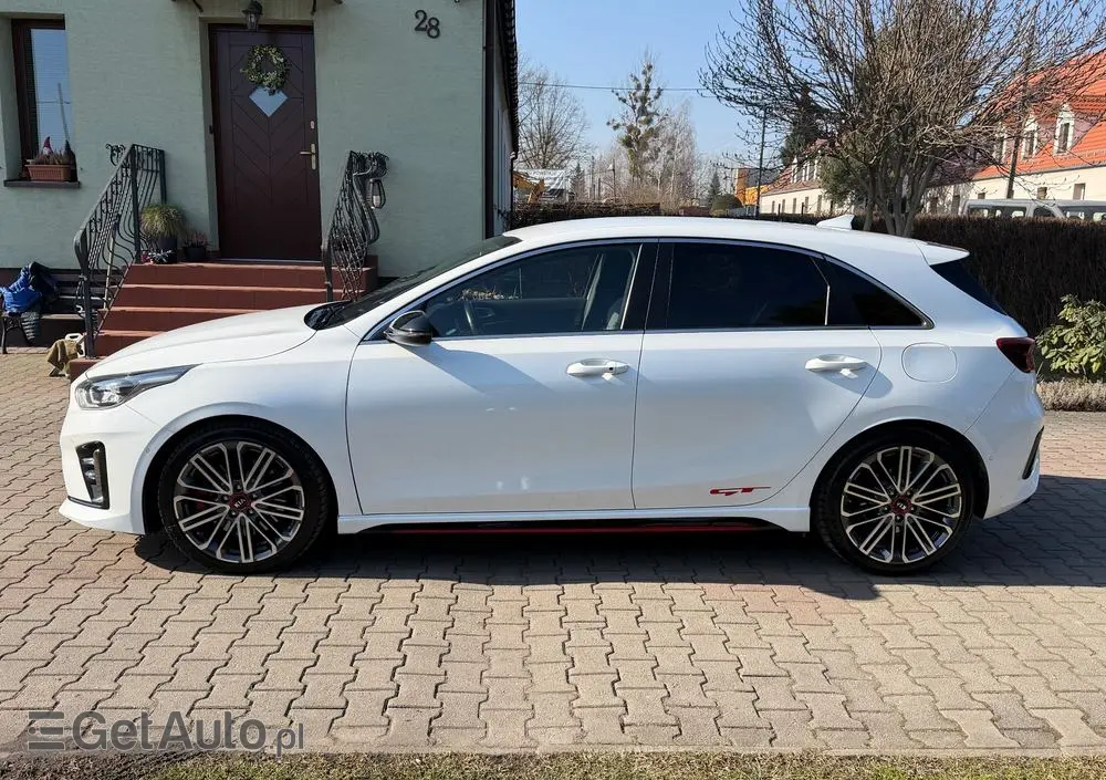 KIA Ceed 1.6 T-GDI GT-Challenge