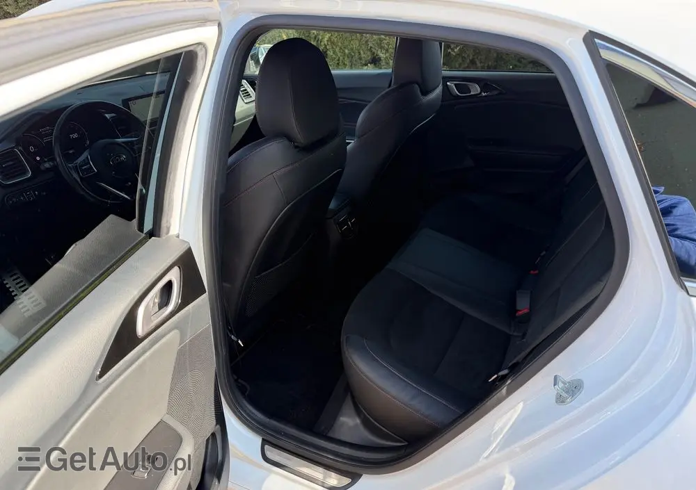 KIA Ceed 1.6 T-GDI GT-Challenge