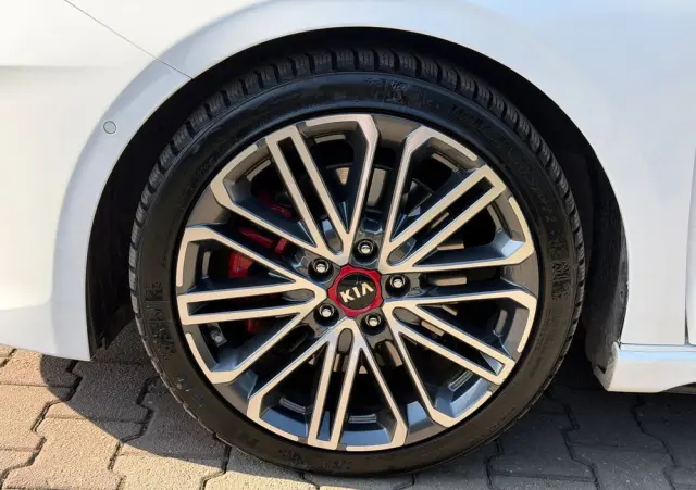 KIA Ceed 1.6 T-GDI GT-Challenge