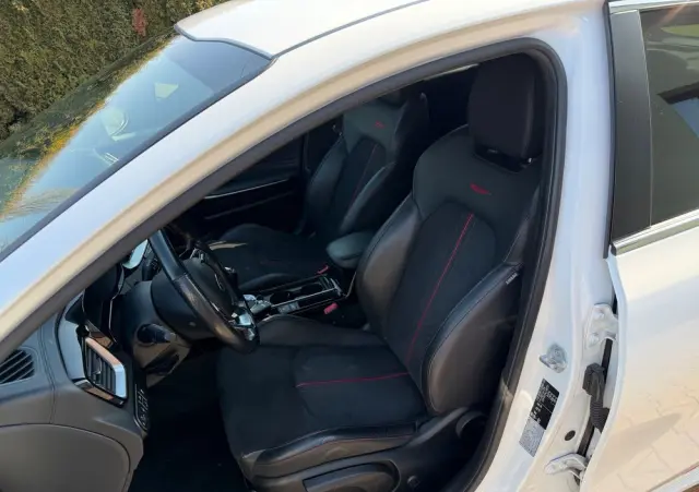 KIA Ceed 1.6 T-GDI GT-Challenge