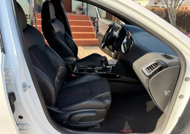 KIA Ceed 1.6 T-GDI GT-Challenge