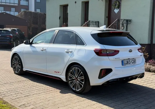 KIA Ceed 1.6 T-GDI GT-Challenge