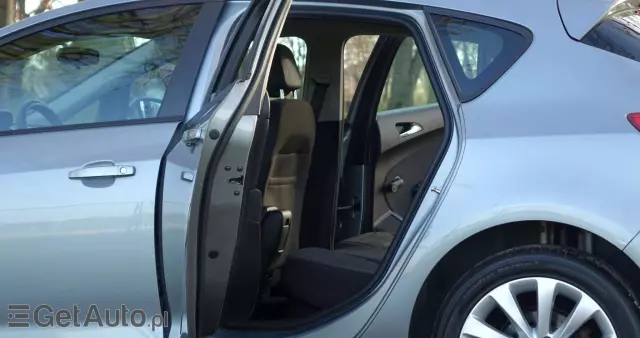 OPEL Astra 1.4 Turbo Active