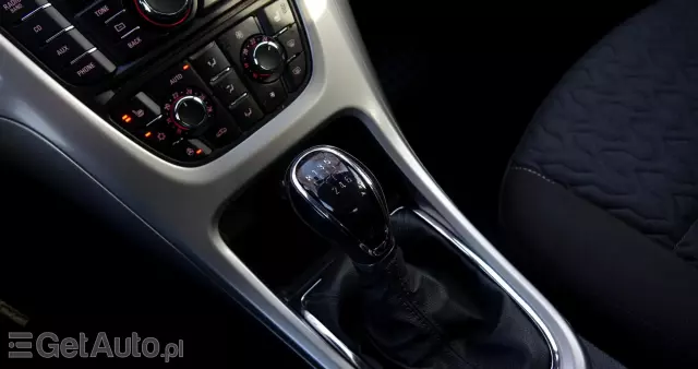 OPEL Astra 1.4 Turbo Active