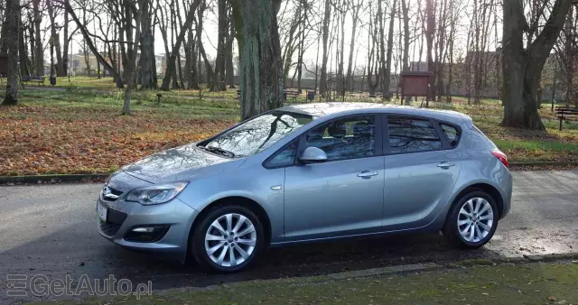 OPEL Astra 1.4 Turbo Active
