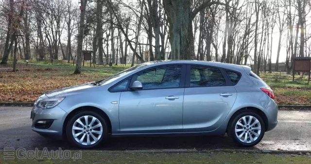 OPEL Astra 1.4 Turbo Active
