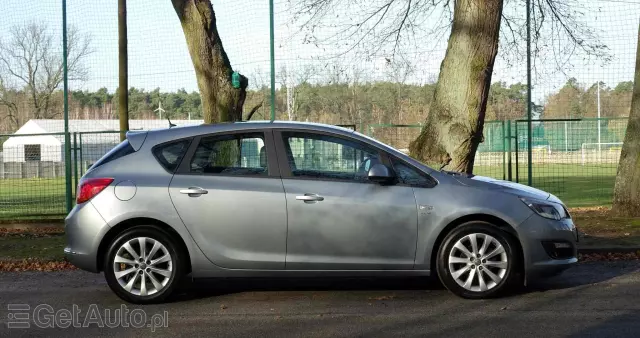 OPEL Astra 1.4 Turbo Active