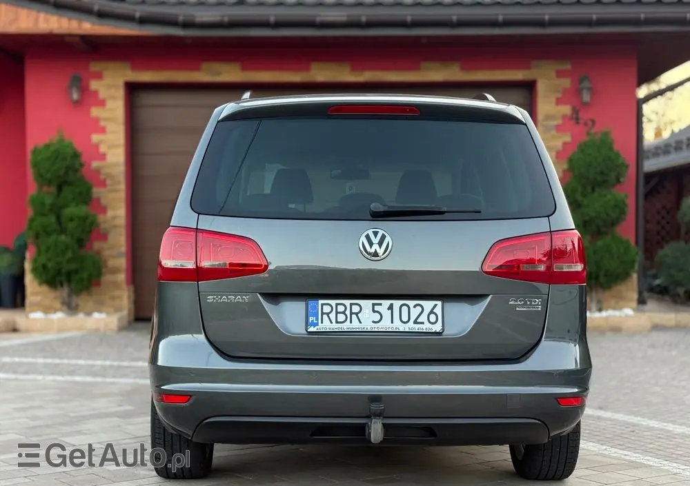 VOLKSWAGEN Sharan 