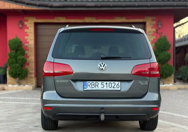 VOLKSWAGEN Sharan 