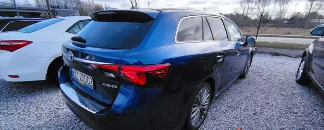 TOYOTA Avensis 