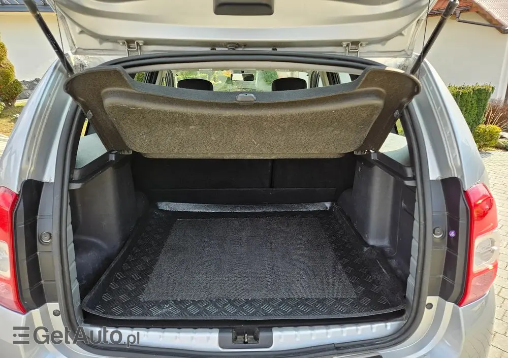 DACIA Duster 1.6 SCe Laureate 4x4 S&S