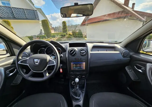 DACIA Duster 1.6 SCe Laureate 4x4 S&S