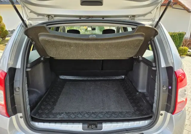 DACIA Duster 1.6 SCe Laureate 4x4 S&S