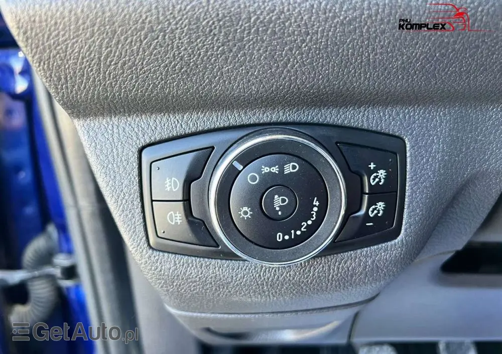 FORD Transit Courier 