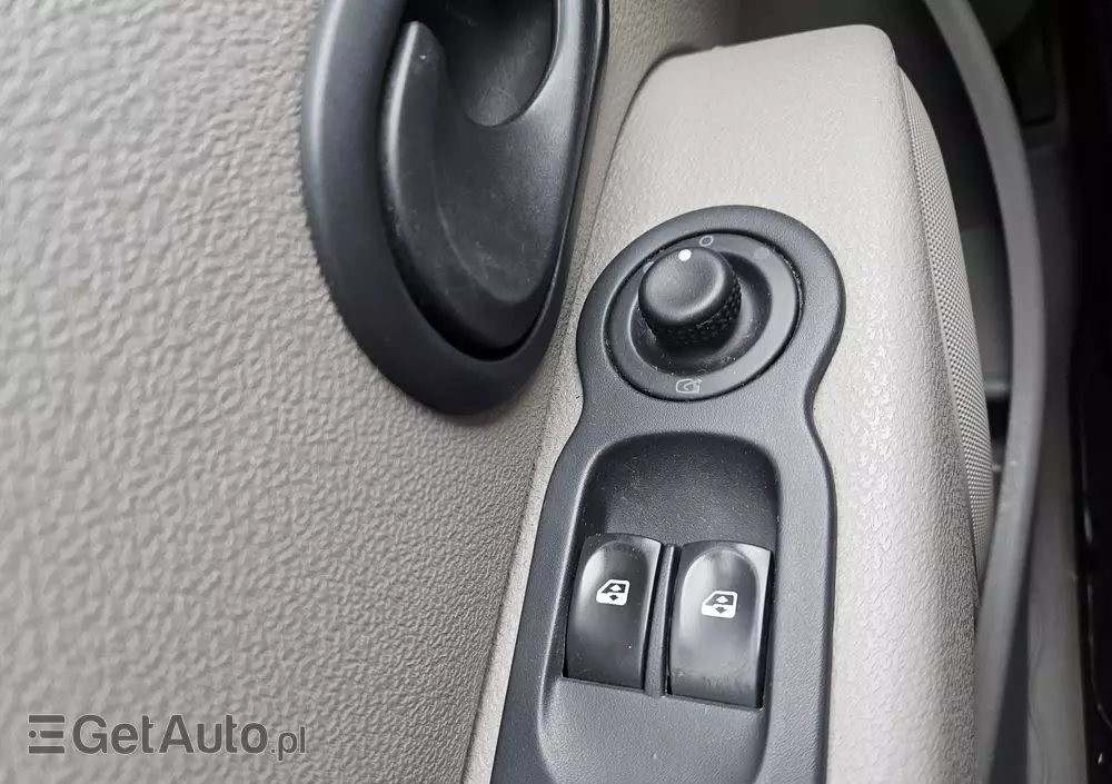 RENAULT Modus 1.2 16V Authentique