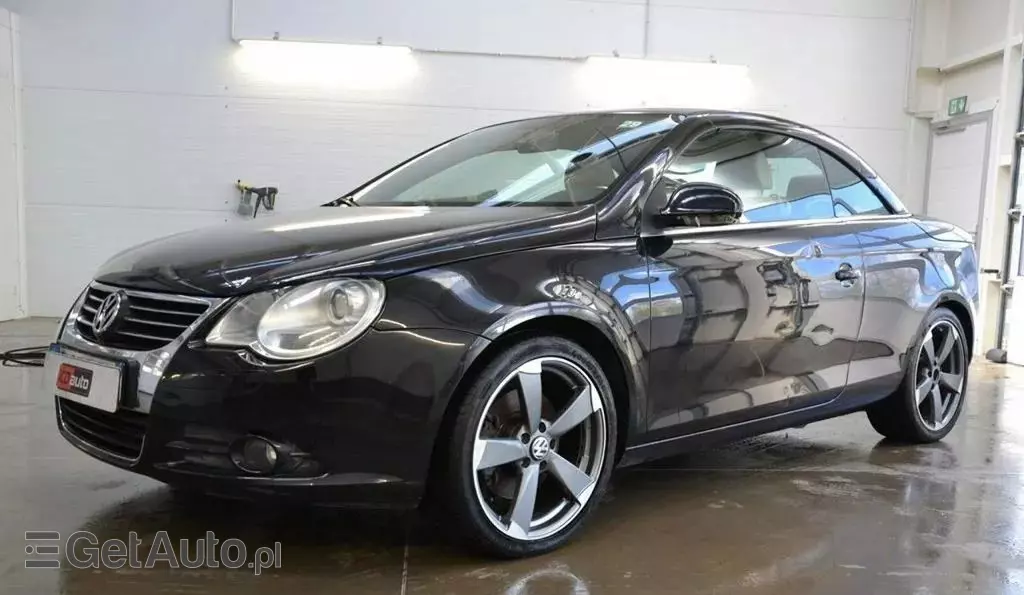 VOLKSWAGEN Eos 