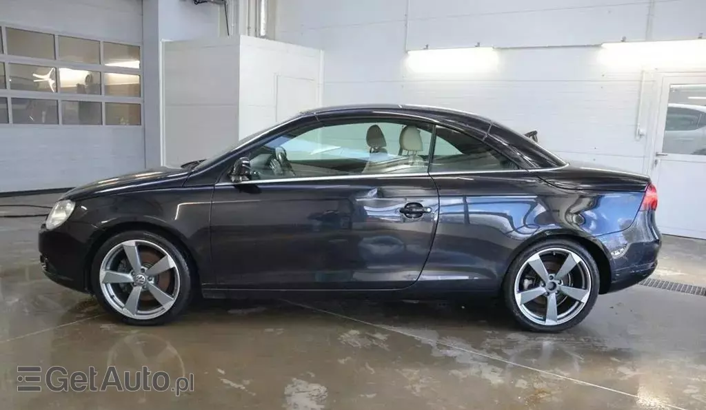 VOLKSWAGEN Eos 