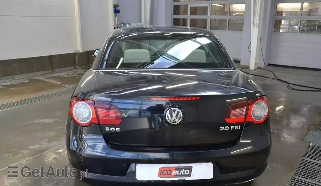 VOLKSWAGEN Eos 