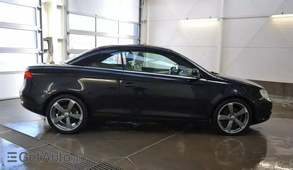 VOLKSWAGEN Eos 