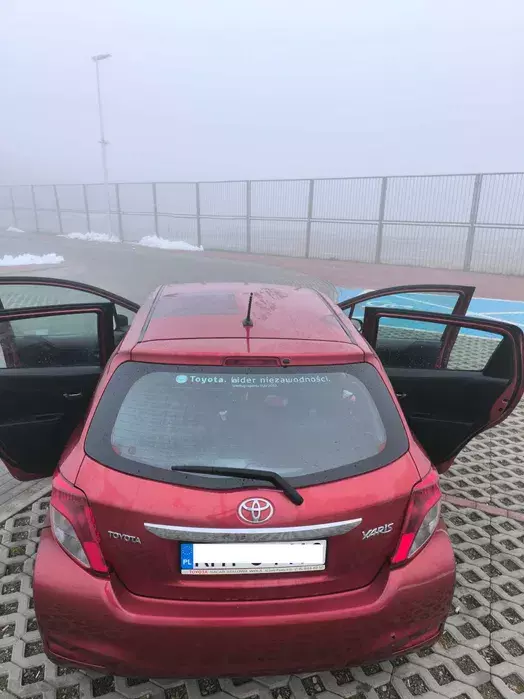 TOYOTA Yaris 