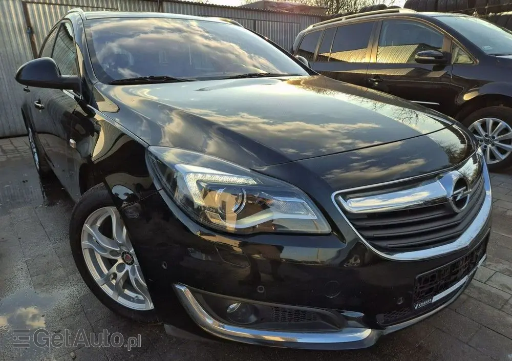 OPEL Insignia 