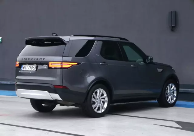 LAND ROVER Discovery V 2.0 SD4 HSE Luxury