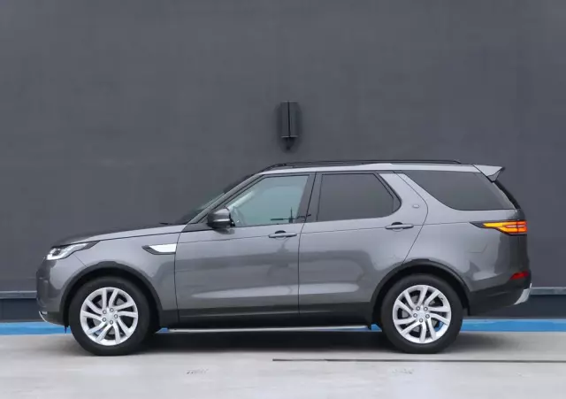 LAND ROVER Discovery V 2.0 SD4 HSE Luxury