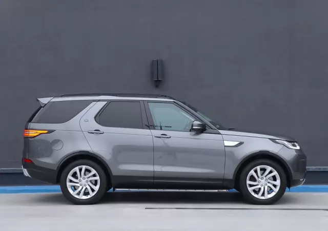 LAND ROVER Discovery V 2.0 SD4 HSE Luxury