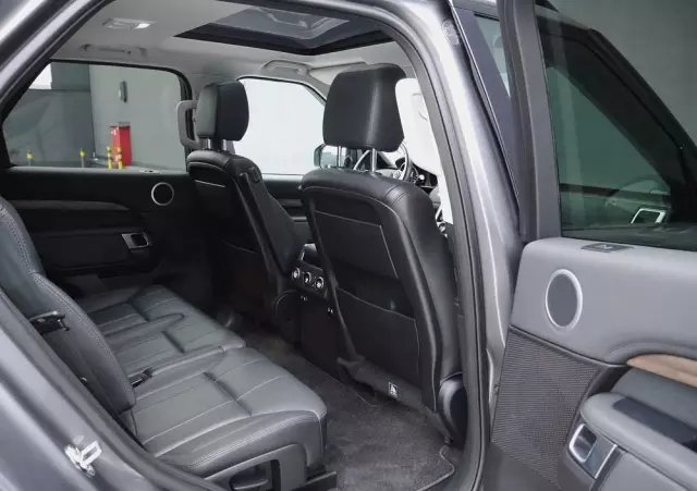 LAND ROVER Discovery V 2.0 SD4 HSE Luxury