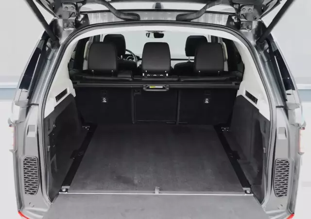 LAND ROVER Discovery V 2.0 SD4 HSE Luxury