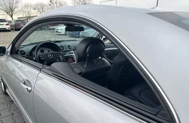 MERCEDES-BENZ CLK 