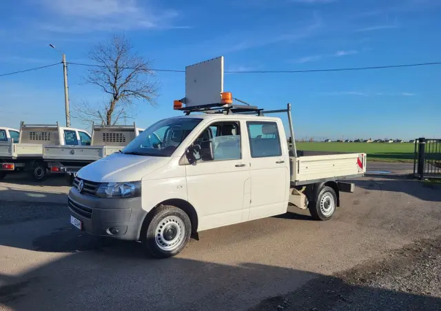 VOLKSWAGEN Transporter t5 lift doka super stan klima tablica świetlna 