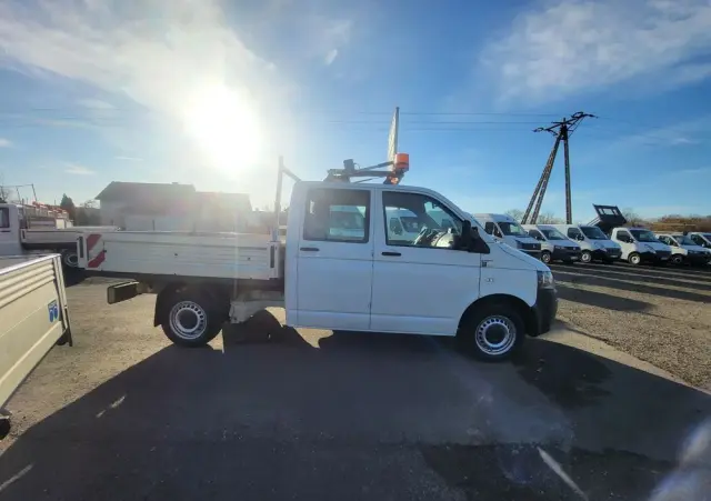 VOLKSWAGEN Transporter t5 lift doka super stan klima tablica świetlna 