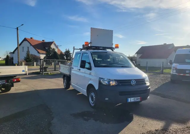 VOLKSWAGEN Transporter t5 lift doka super stan klima tablica świetlna 
