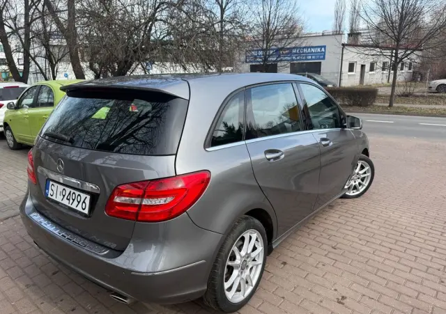 MERCEDES-BENZ Klasa B 180 CDI (BlueEFFICIENCY) 7G-DCT