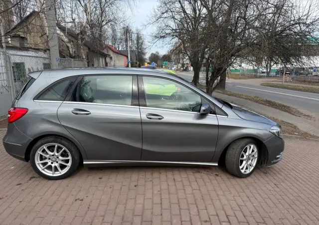 MERCEDES-BENZ Klasa B 180 CDI (BlueEFFICIENCY) 7G-DCT