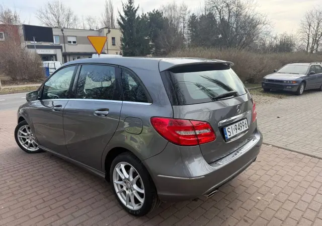 MERCEDES-BENZ Klasa B 180 CDI (BlueEFFICIENCY) 7G-DCT