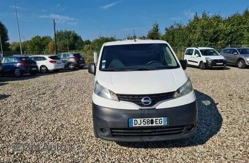 NISSAN NV200 