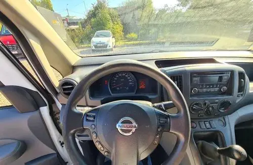 NISSAN NV200 
