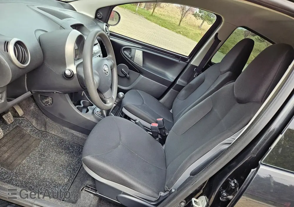 TOYOTA Aygo 1.0 VVT-i
