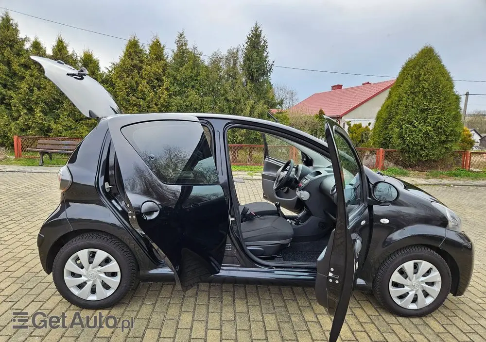 TOYOTA Aygo 1.0 VVT-i