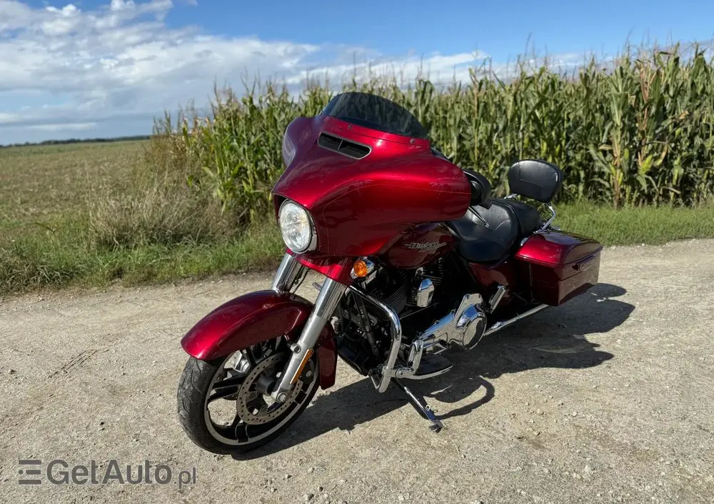 HARLEY-DAVIDSON Touring Street Glide 