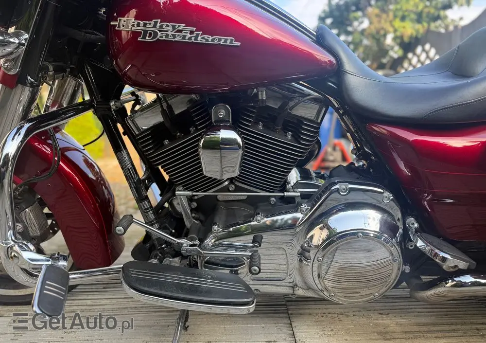 HARLEY-DAVIDSON Touring Street Glide 