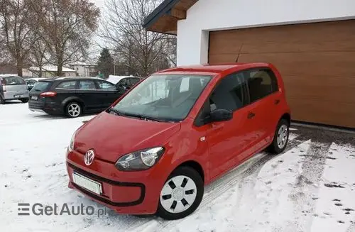 VOLKSWAGEN Up! 